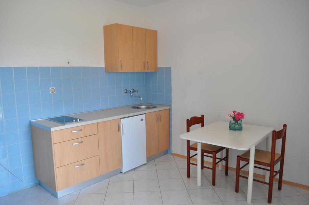 Apartments Smilja Ljubač エクステリア 写真