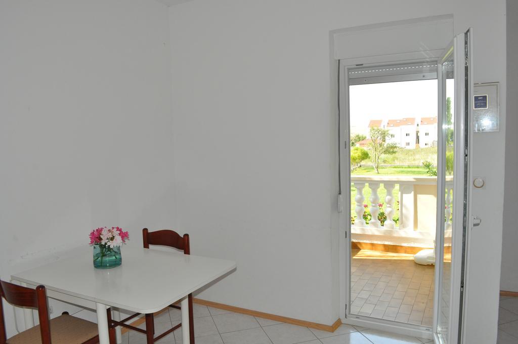 Apartments Smilja Ljubač エクステリア 写真